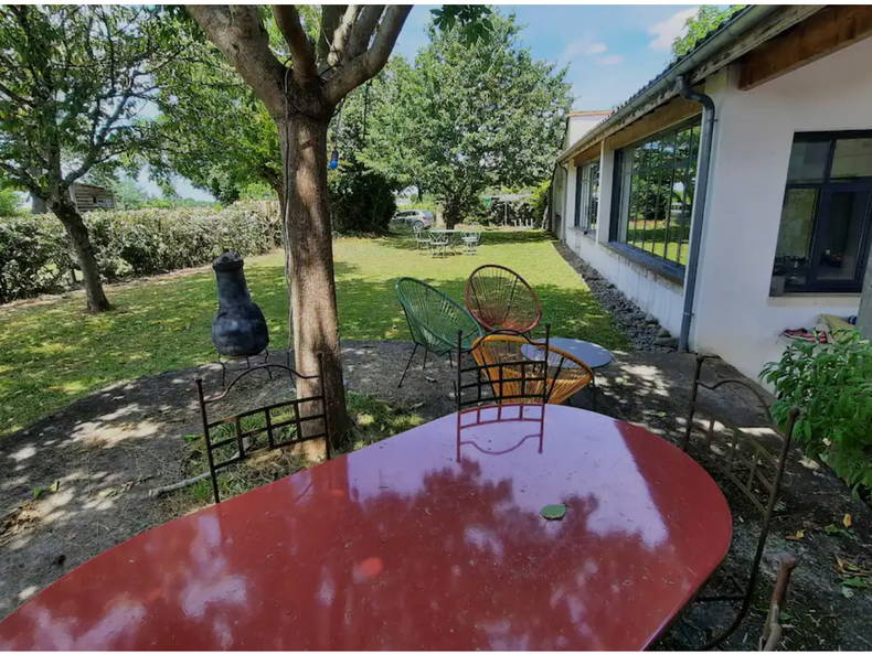 Homestay Vayres 399375-4