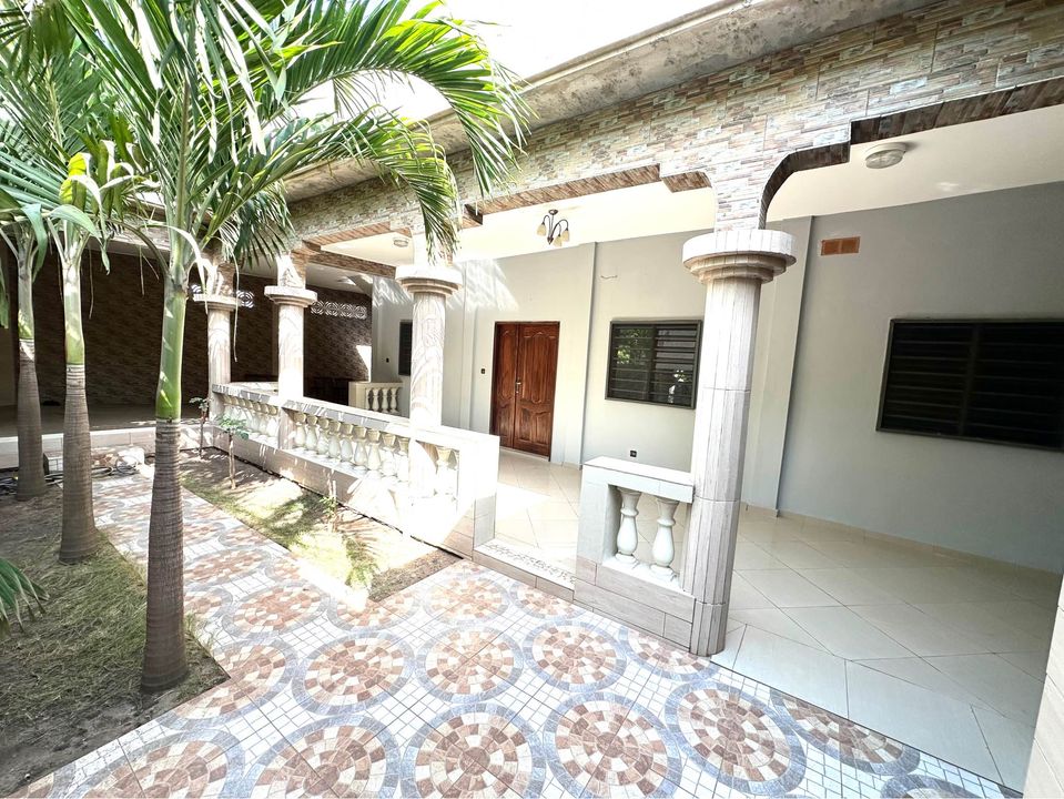 Chambre Chez L'habitant Lomé 439684