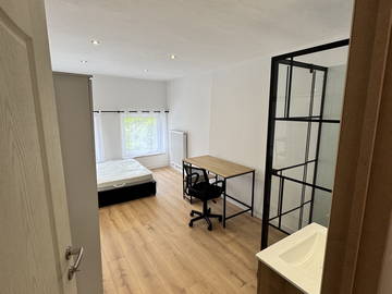 Wohngemeinschaft à louer à Charleroi - Zimmer-2