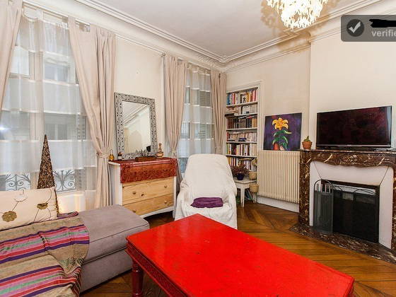 Homestay Paris 45045