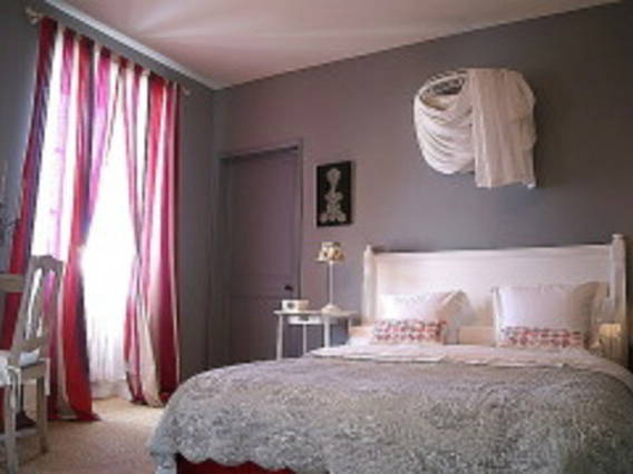 Bed And Breakfast Thairé 56937-3