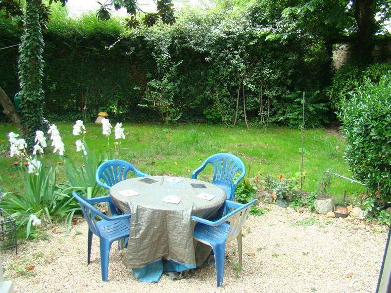 Entire Home Melun 72823-3