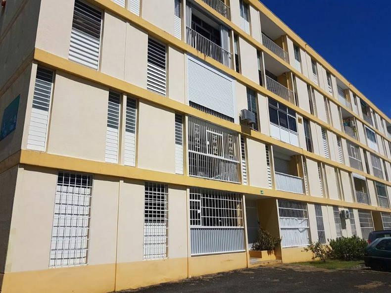 Colocación Les Abymes 211676-2