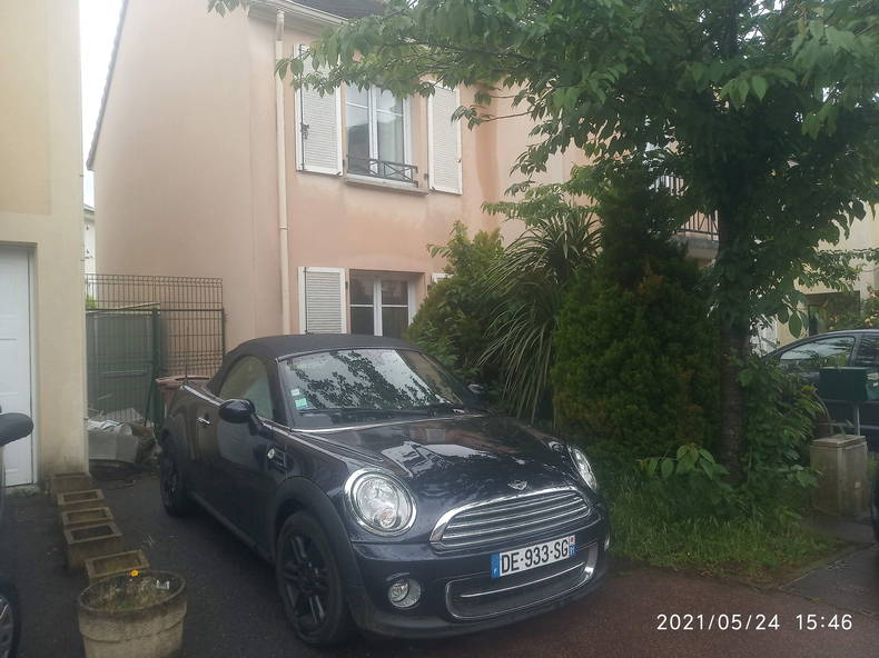 Kolokation Montgeron 250386-1