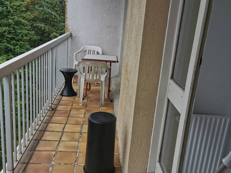 Colocación Cergy 401399-4