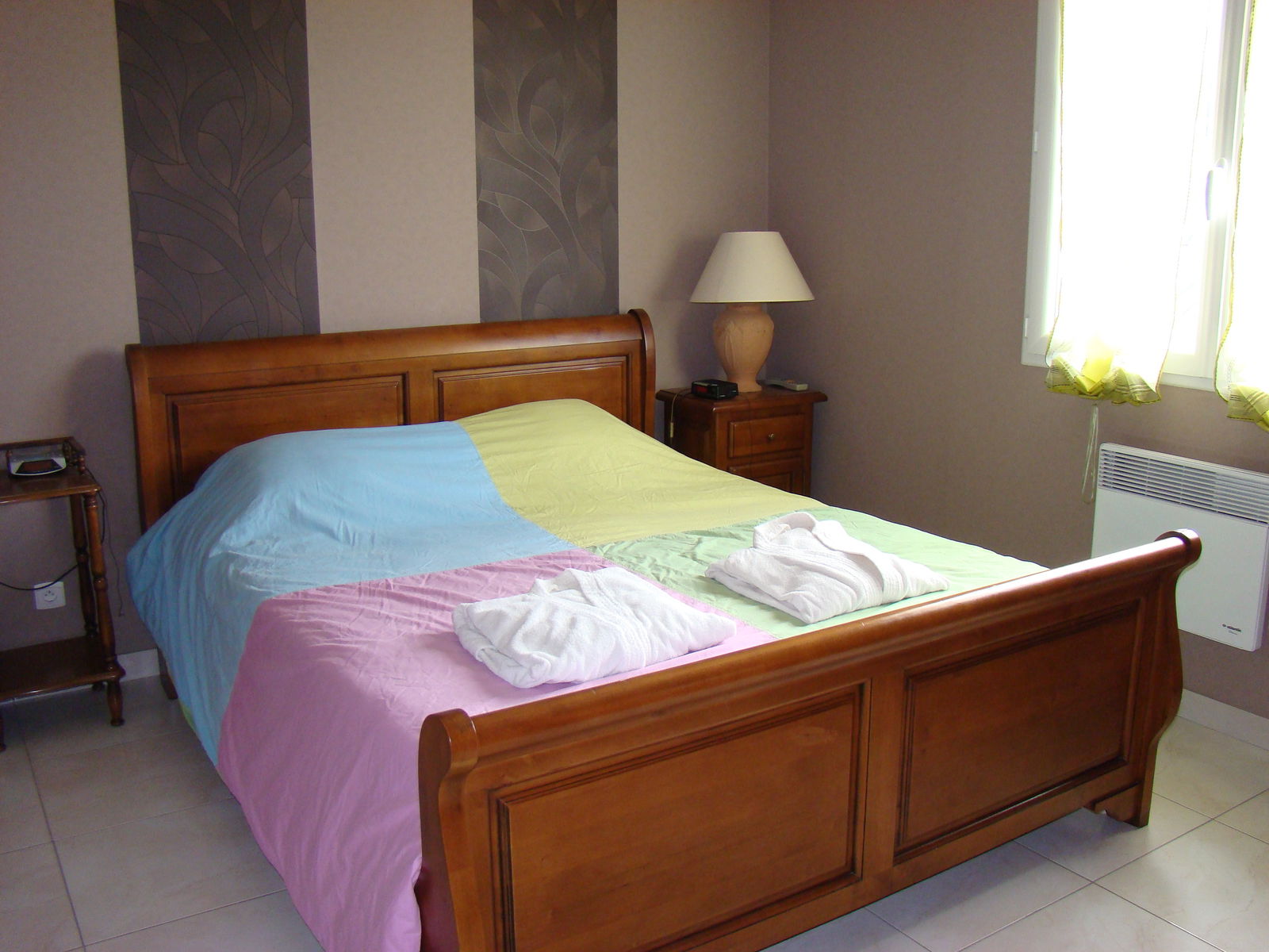 Chambre Chez L'habitant Challes 83013