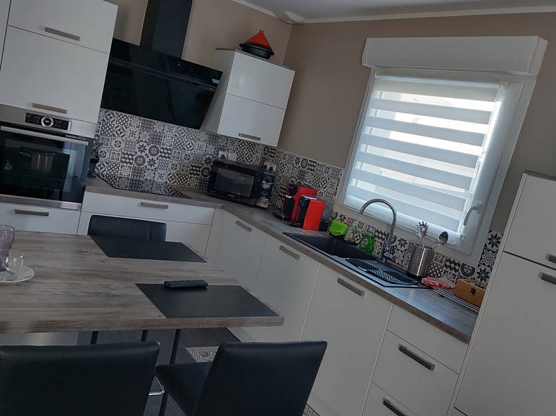 Quedarse En Casa Guénange 664043-5