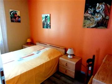Room For Rent Saintes 241126-1