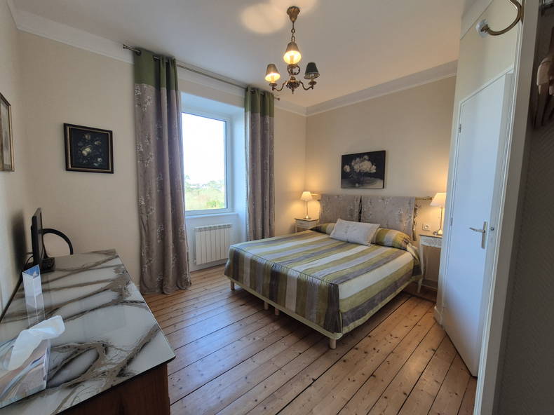 Bed And Breakfast Ploudalmézeau 66886-5