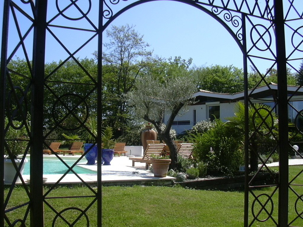 Vierashuoneet Sadirac 96859