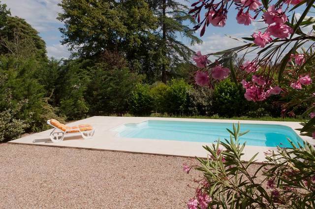 Pokoje Gościnne Clairac 44421