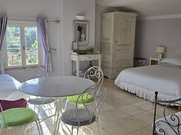 Chambre d'hôte à louer à Tourrettes - photo 7 : chambre-7
