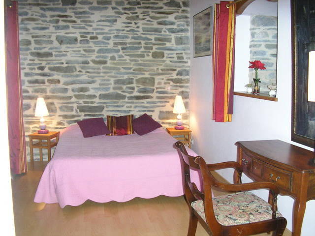 Quartos De Hóspedes Surtainville 7272-3