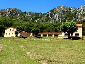 Guest Rooms Or Gîte For 6 People For Rent