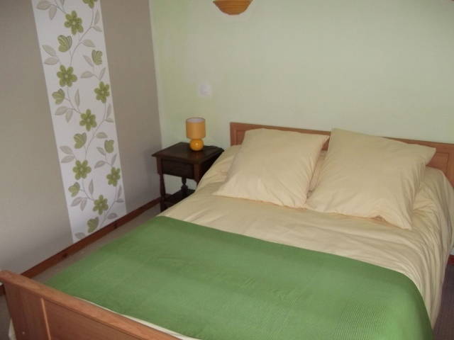 Homestay Montaigu-les-Bois 36919