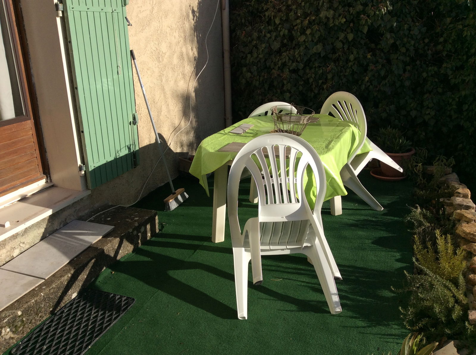 Logement Entier Vachères 157019