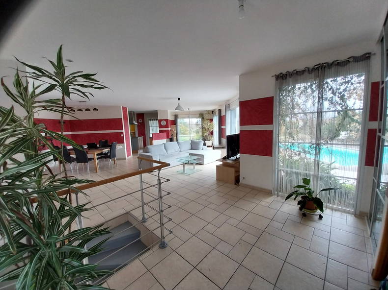 Gastgezin Martillac 585273-4