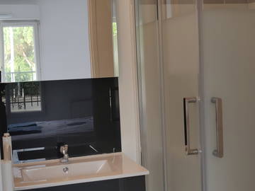 Colocation à louer à Angers - photo 7 : salle de bain-7