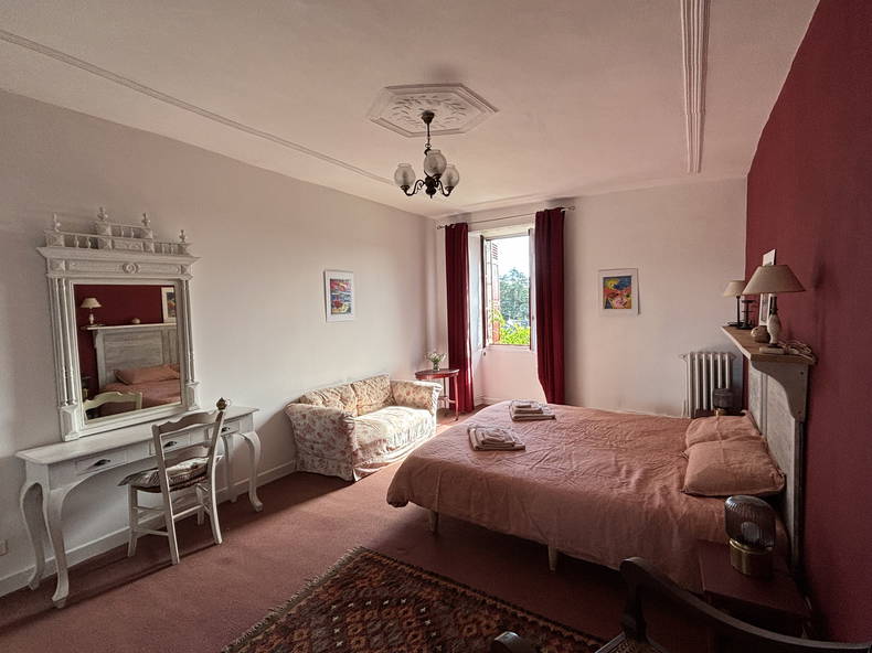 Colocación Saint-Bonnet-la-Rivière 570537-4