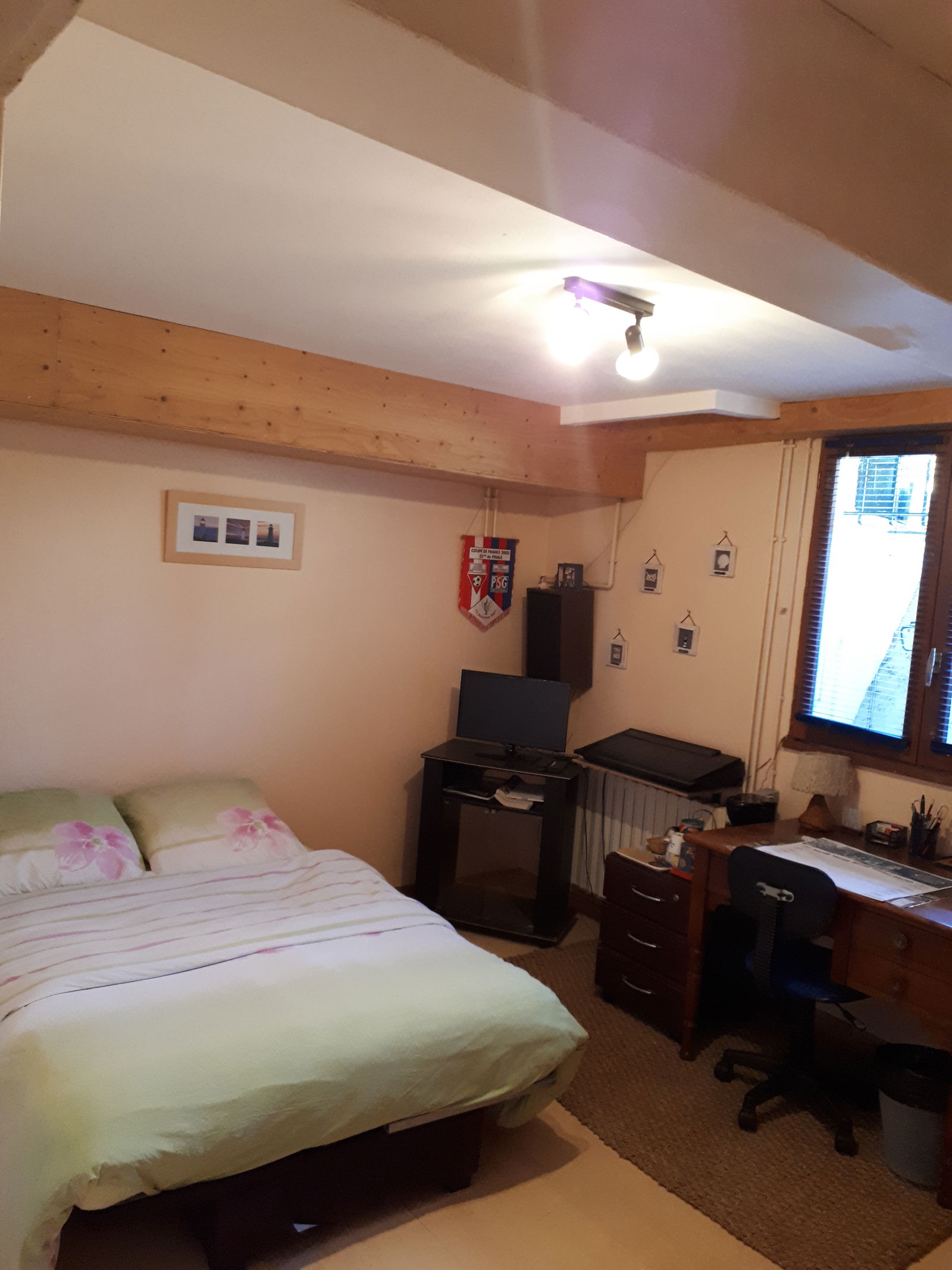 Onofhängeg Studio Luçon 82155