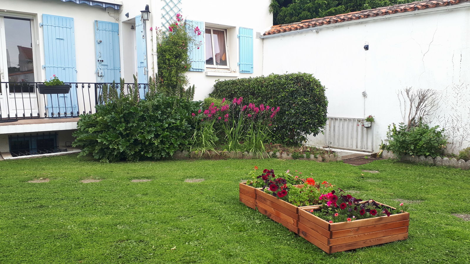 Onofhängeg Studio Luçon 82155