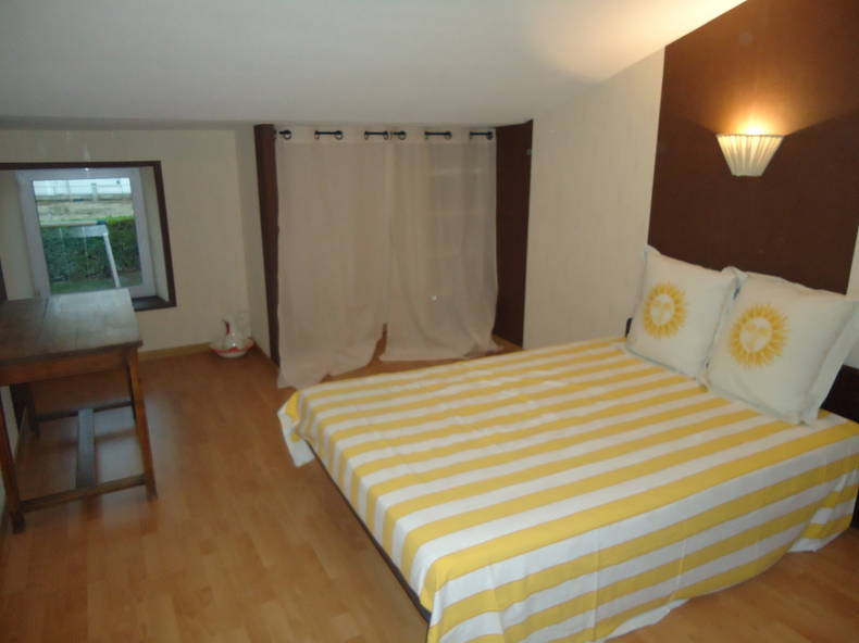 Homestay Saint-Symphorien 105717-1