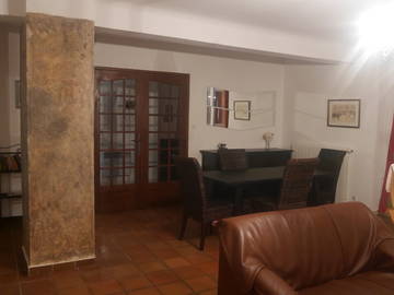 Room For Rent Arles 78382