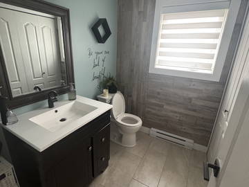 Chambre chez l'habitant à louer à Gatineau - photo 7 : salle de bain-7