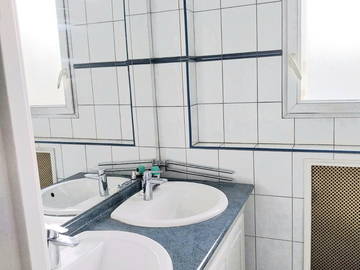 Chambre À Louer Rosny-Sous-Bois 472555