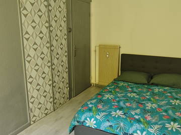 Gesamte Unterkunft zur Miete in Mulhouse - Foto 13 : Schlafzimmer 3-13