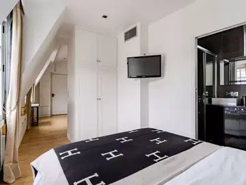 Gesamte Unterkunft zur Miete in Paris - Foto 6 : Schlafzimmer-6