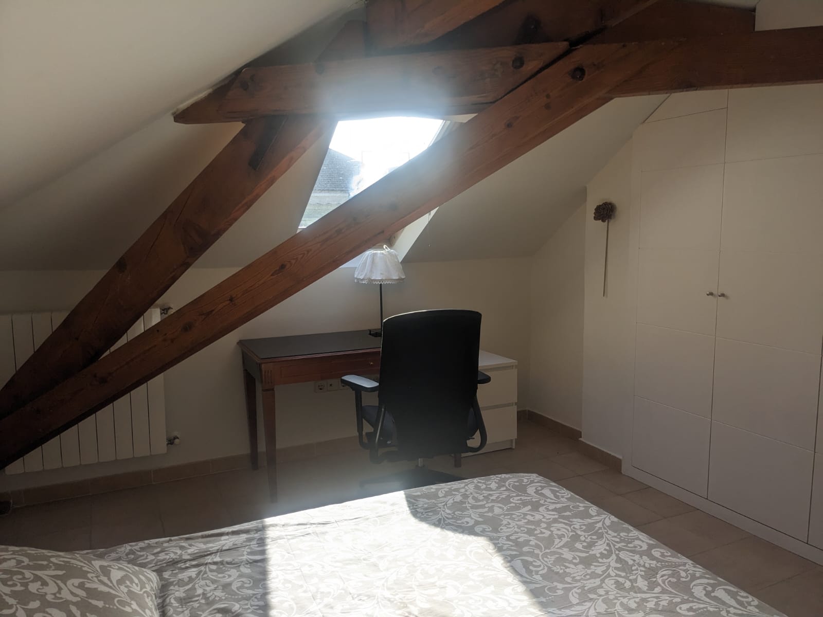 Gaascht Zëmmeren Madrid 325335