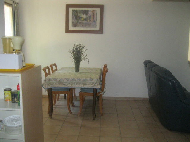 Onofhängeg Studio Garéoult 56015