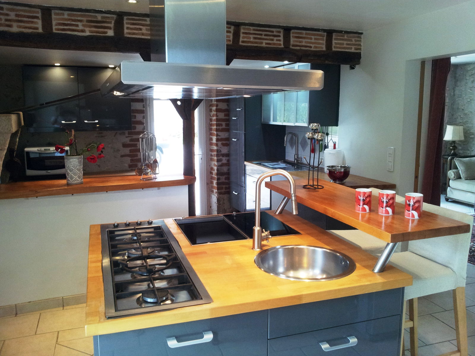 Onofhängeg Studio Cormeray 83555