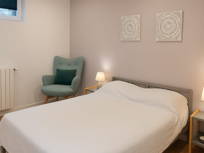 Entire Home Liffré 659406-5