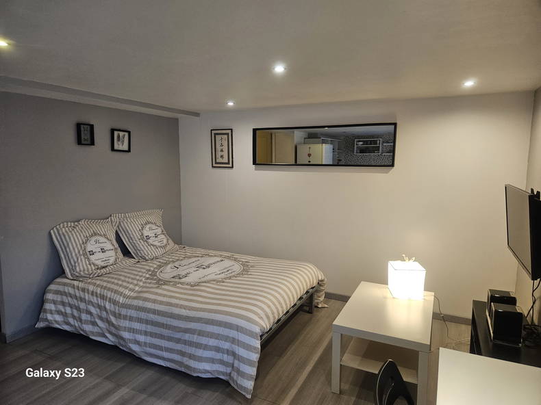 Entire Home Démouville 260579-4