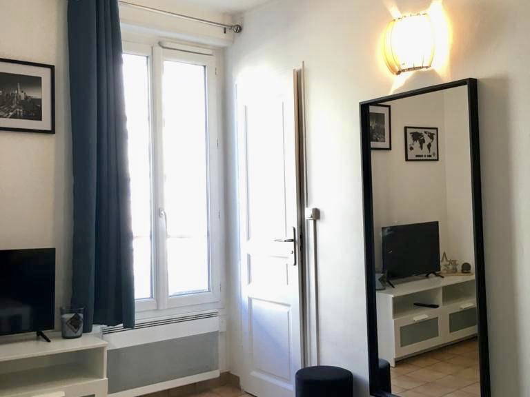 Logement Entier Paris 249837-1