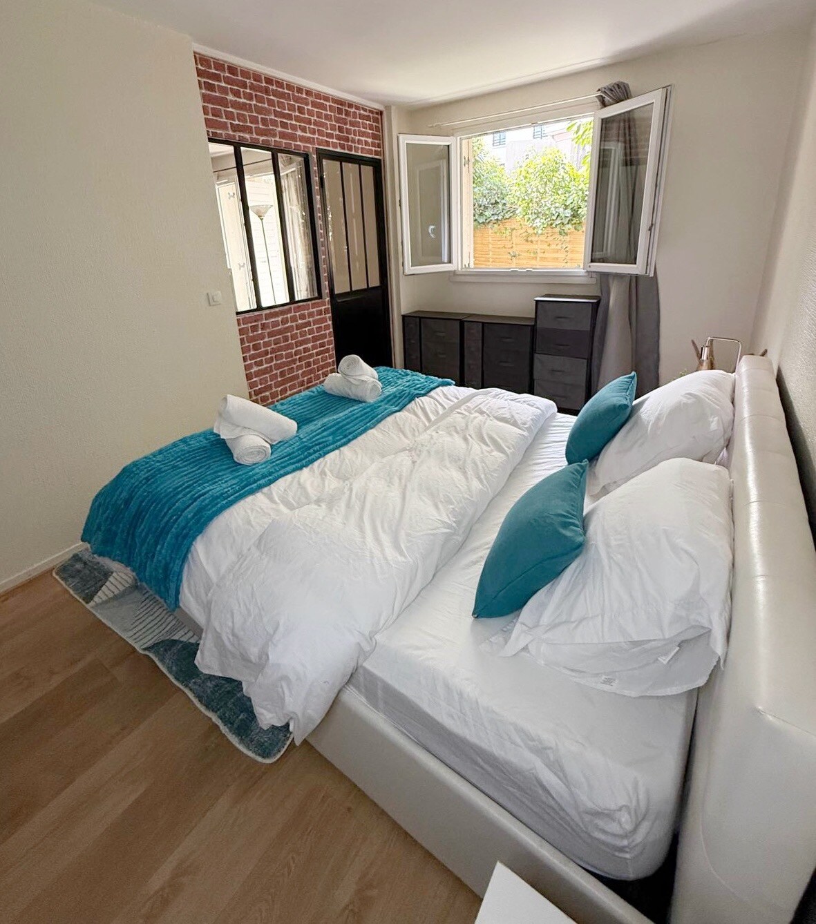 Logement Entier Puteaux 675769