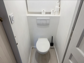 Logement entier à louer à Lyon - photo 8 : autre pièce-8