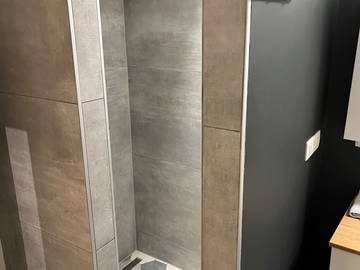Gesamte Unterkunft zur Miete in Profondeville - Foto 4 : Badezimmer-4