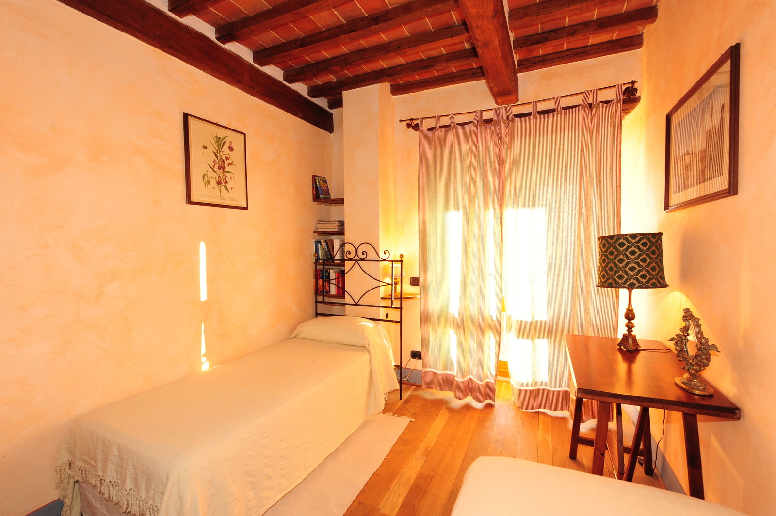 Unabhängiges Studio Provincia di Arezzo 181103