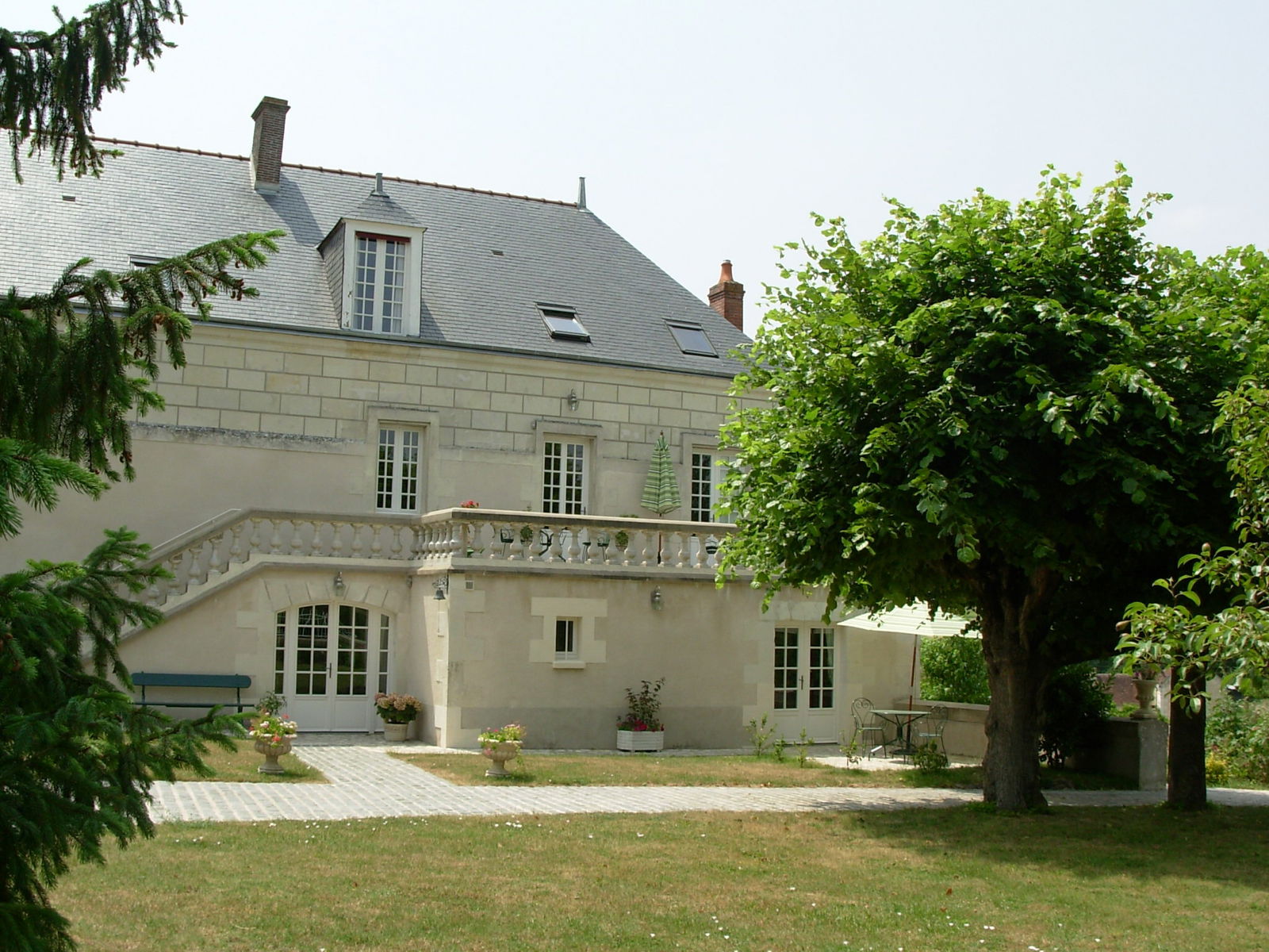 Gästrum Saint-Julien-de-Chédon 137714