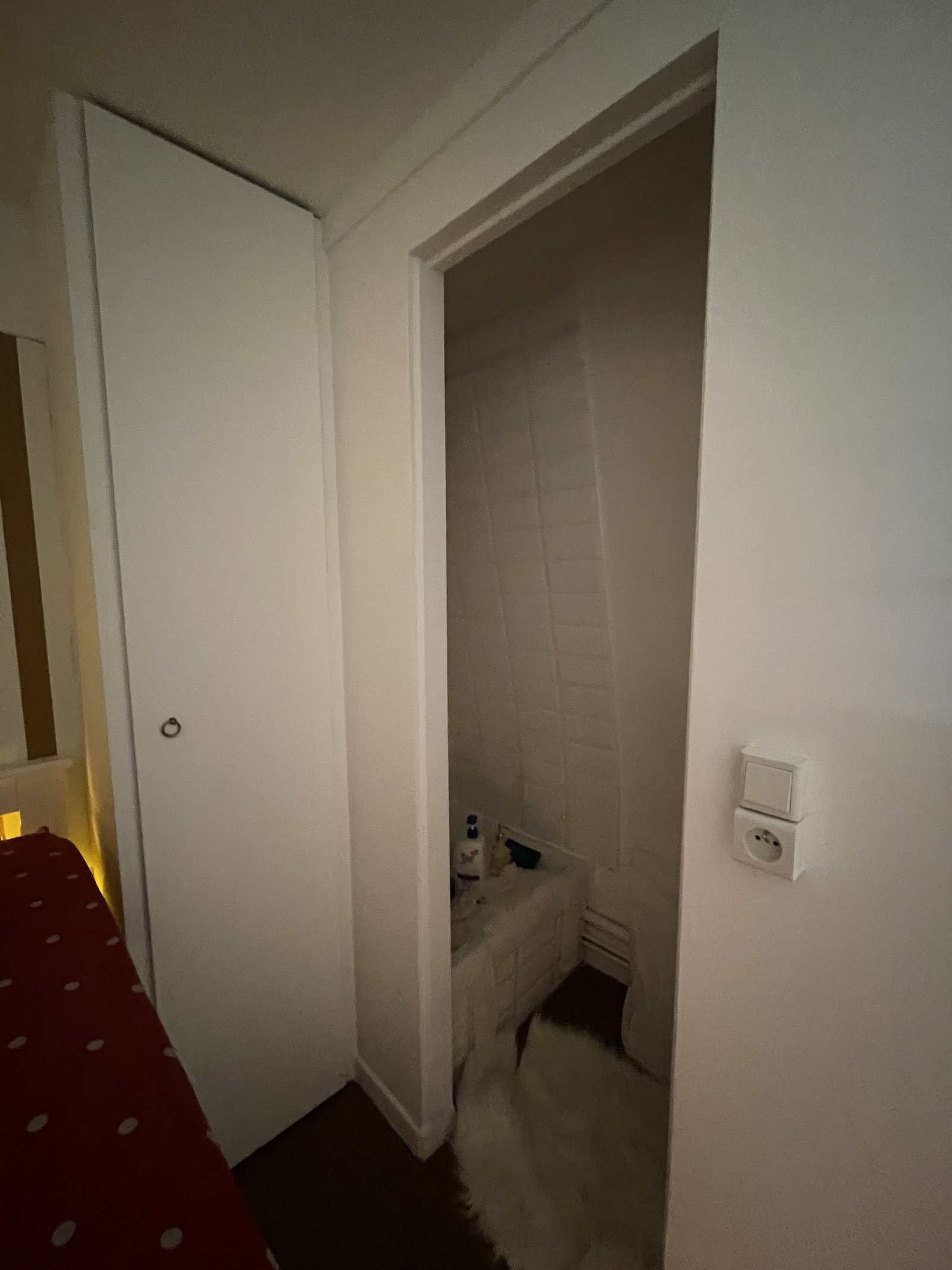 Hela Bostaden Paris 666706