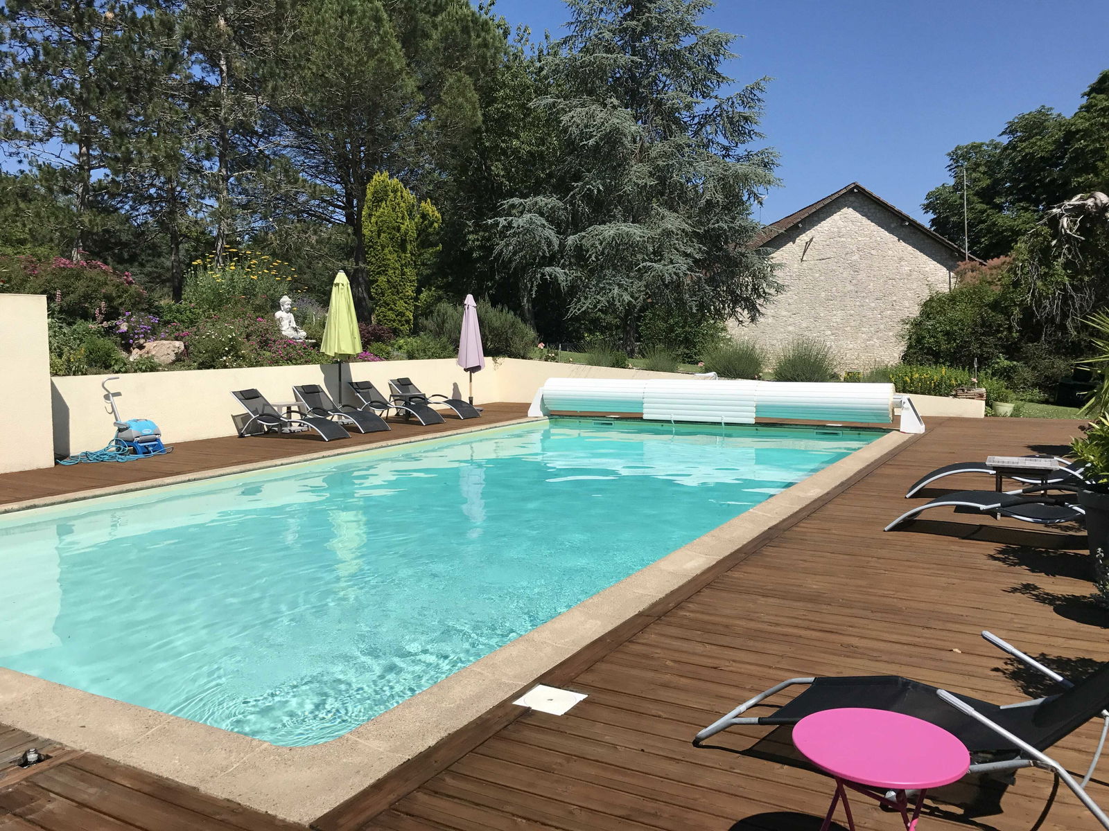 Entire Home Monestier 93757