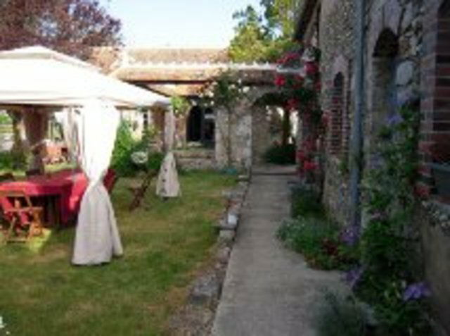 Bed And Breakfast Saint-Loup-de-Gonois 32489