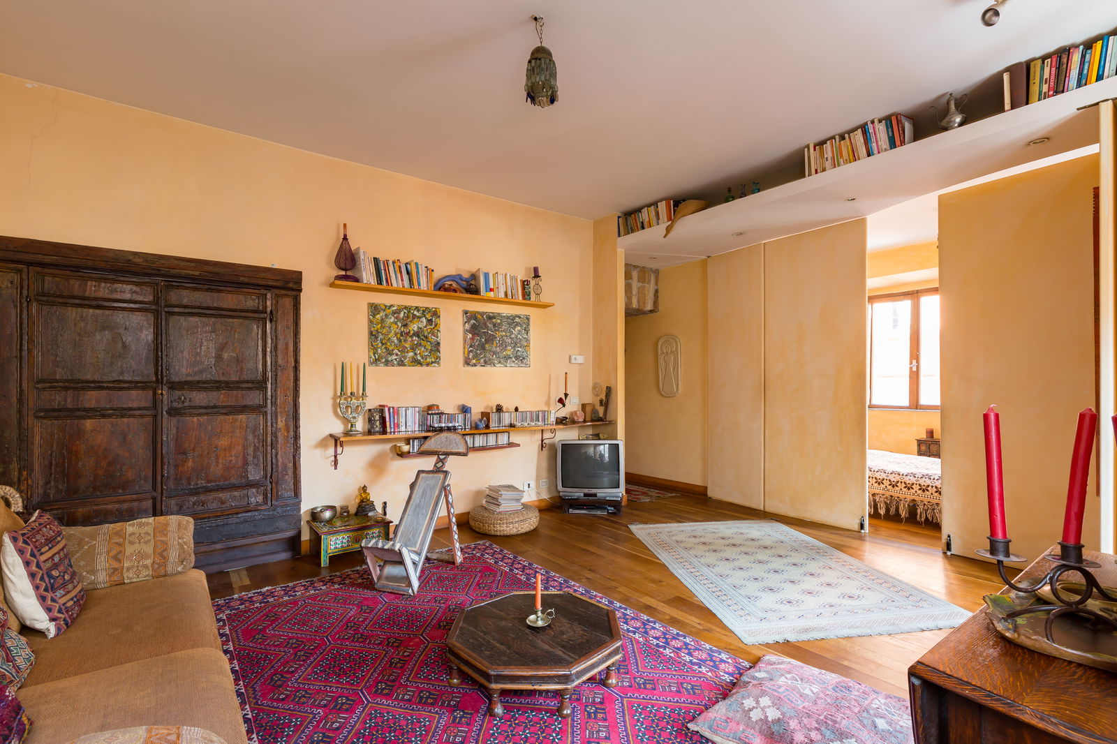 Independent Studio Roma 230382
