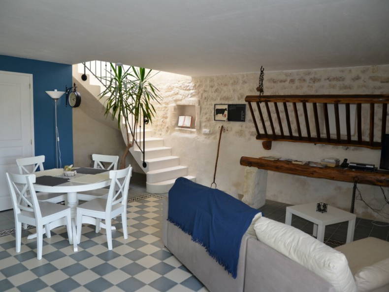 Logement Entier Ozillac 68887-1