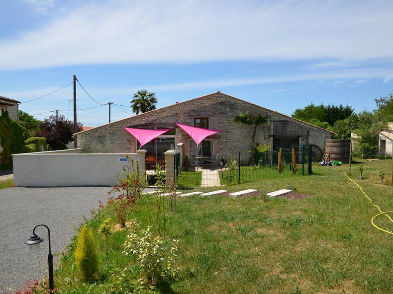 Logement Entier Ozillac 68887-2