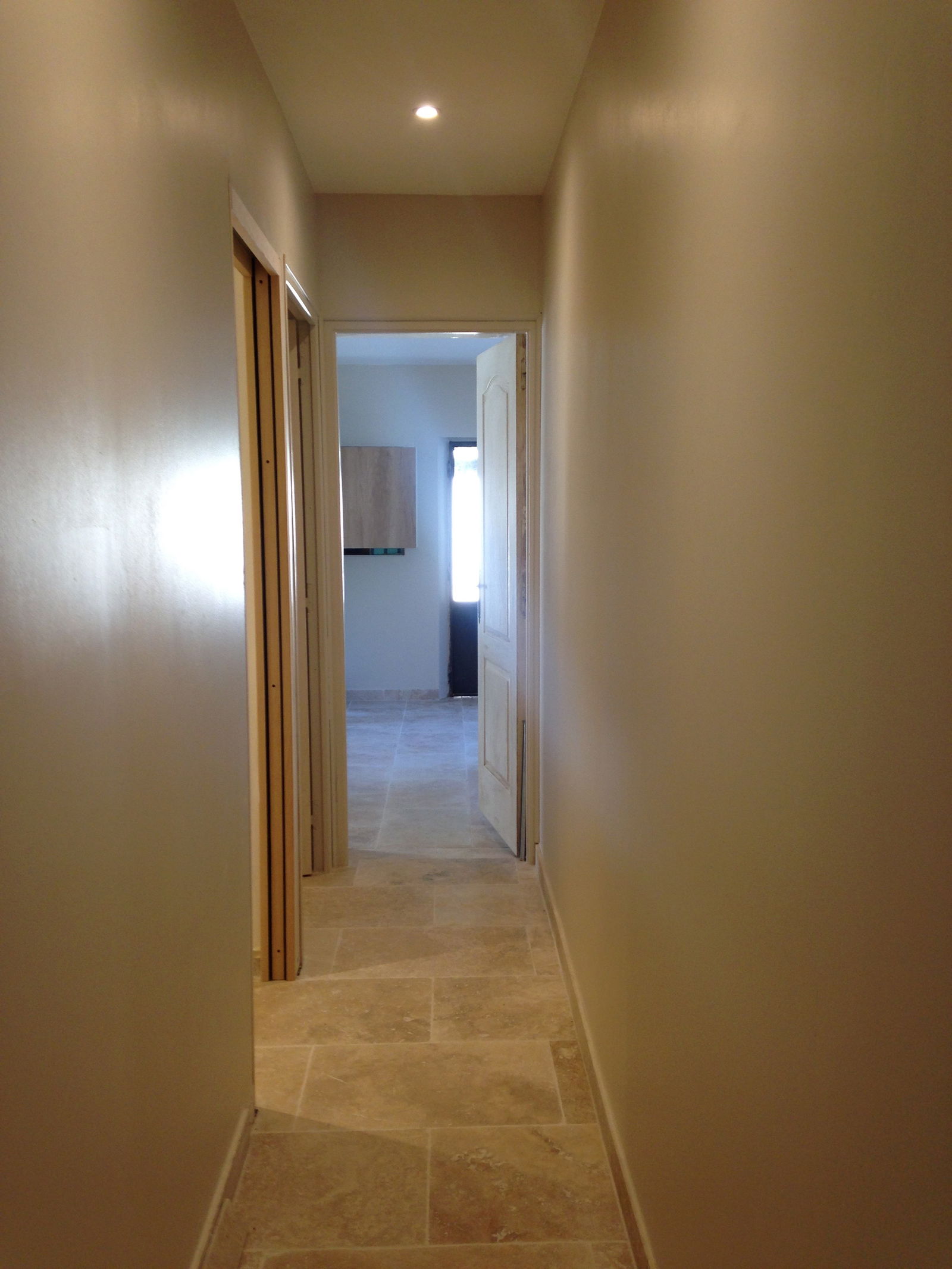 Independent Studio Robion 165037