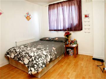 Roomlala | Charming Dbl/ Twin Room With Garden